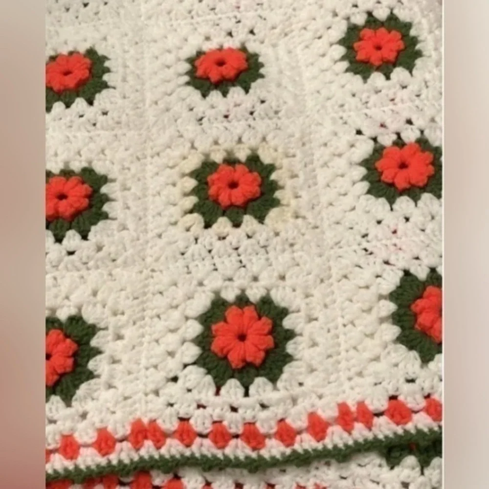 Granny Square Blanket 71”x41” White Green Pink Roses Rosette Crochet Afghan